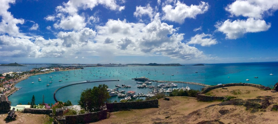 Spot the Pilot"s Discretion, Marigot Bay, St. Martin