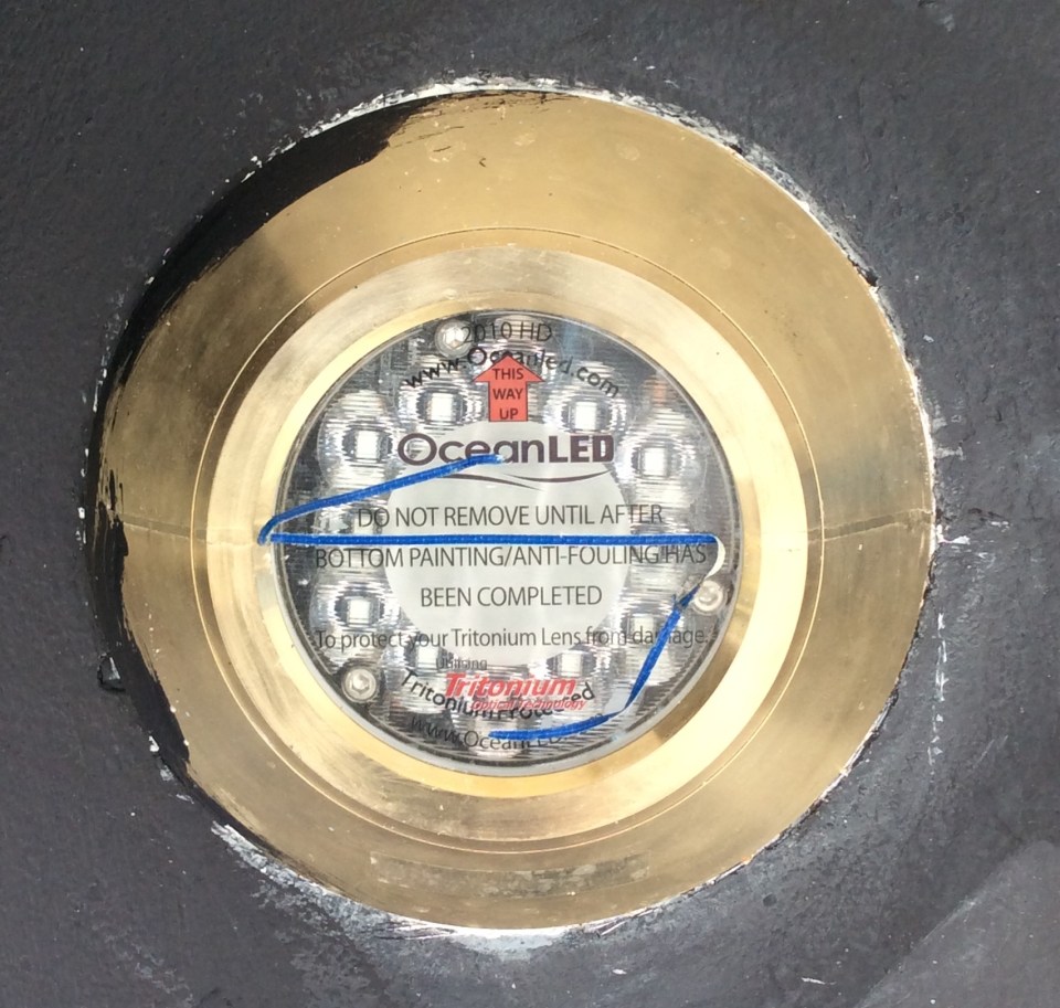 LED underwater light