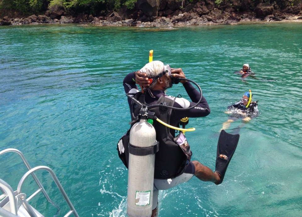 Dwight stepping in, dive St. Lucia (2017)